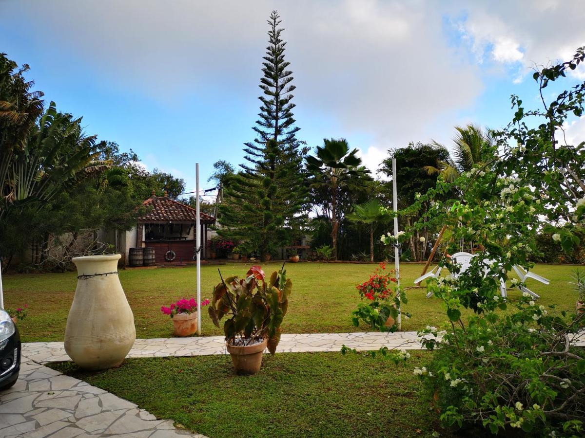 Bungalow Maelie La Trinité Kültér fotó